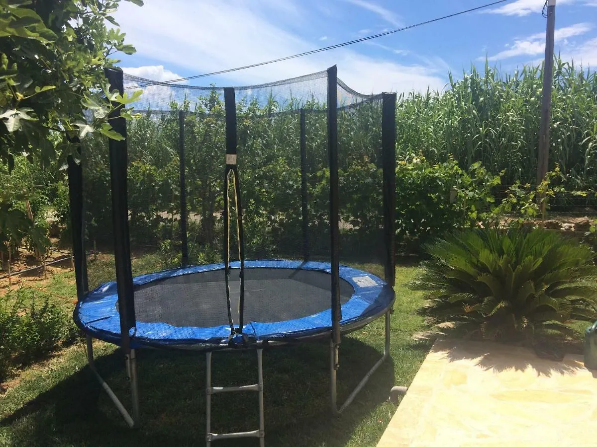 Apartments Lolo Privlaka  Privlaka (Zadar)
